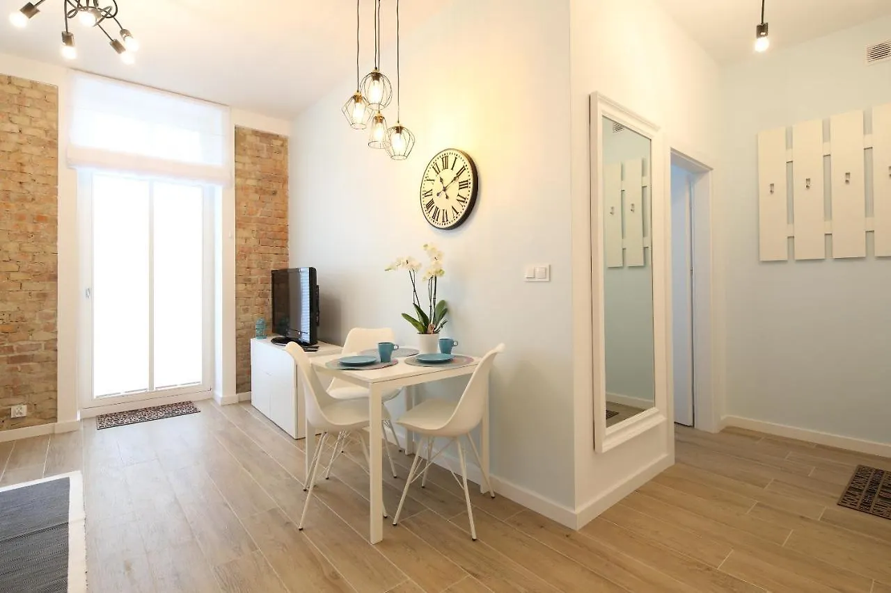 Apartament Wilda Nova بوزنان شقة